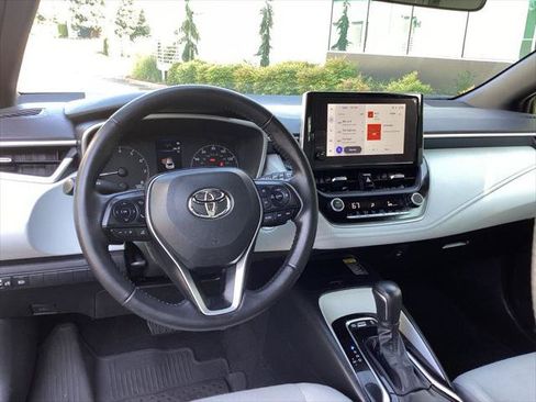 Certified 2025 Toyota Corolla SE w/ SE Package FWD image 10