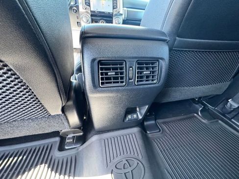 Used 2022 Toyota 4Runner SR5 Premium w/ Moonroof Package AWD/4WD image 23