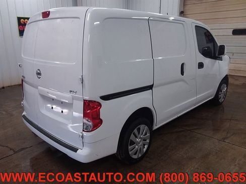 Used 2019 Nissan NV200 SV image 3