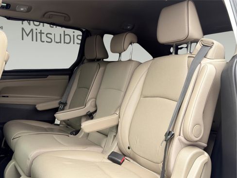 Used 2024 Honda Odyssey Elite image 17