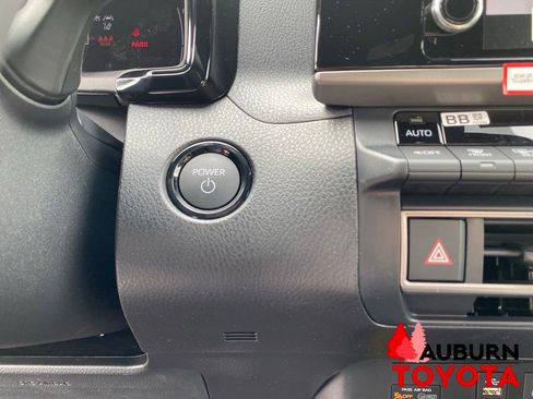 New 2026 Toyota Camry SE FWD image 33
