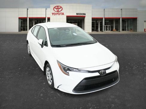 New 2026 Toyota Corolla LE image 7