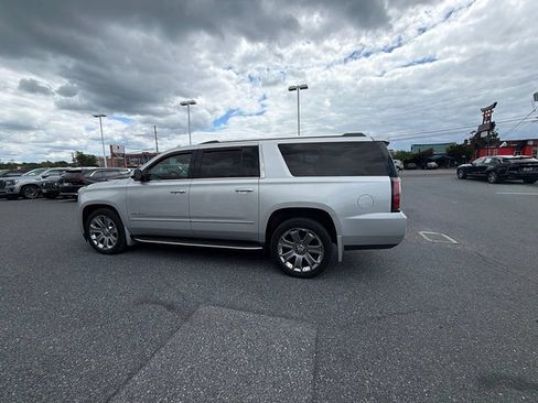Certified 2018 GMC Yukon XL Denali w/ Open Road Package AWD/4WD image 5