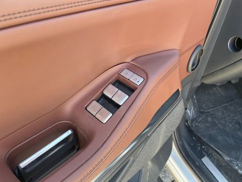 New 2026 Lincoln Navigator Reserve AWD/4WD image 11