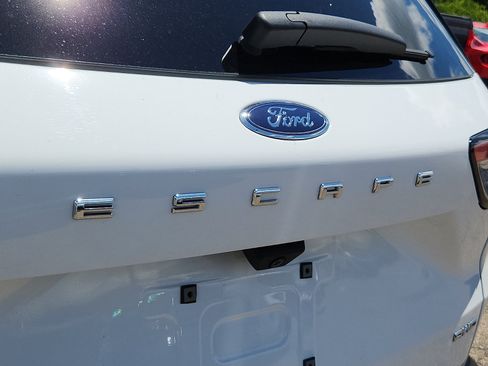 Used 2022 Ford Escape SE w/ Convenience Package AWD/4WD image 27