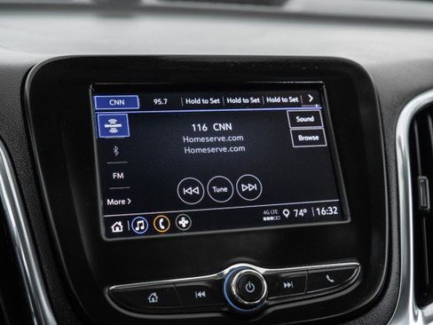 Used 2022 Chevrolet Equinox LT w/ Driver Convenience Package image 25