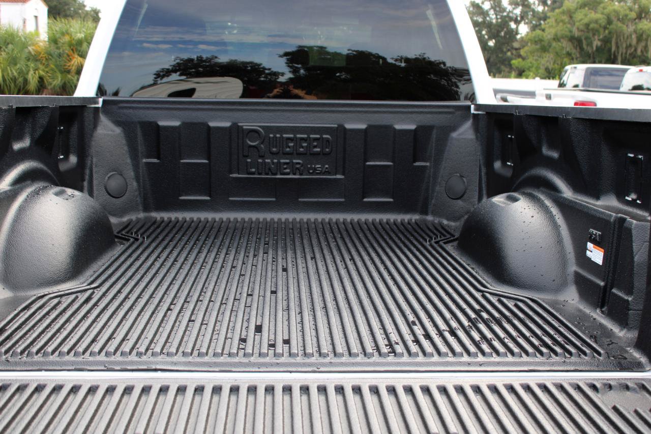 Used 2022 Ford F250 XL w/ STX Appearance Package AWD/4WD image 8