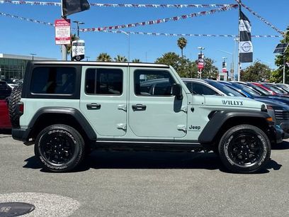 Used 2023 Jeep Wrangler Unlimited w/ 8.4" Radio Group