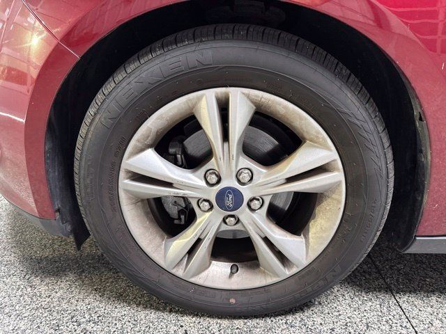 Used 2014 Ford Focus SE FWD image 3