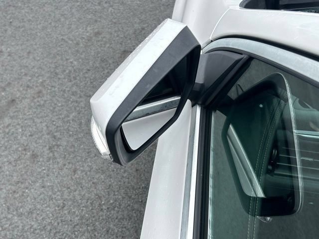 Used 2016 Chevrolet Impala LT w/ Convenience Package FWD image 15