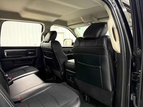 Used 2018 RAM 2500 Big Horn w/ Sport Appearance Group image 17