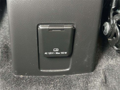 Certified 2022 Chevrolet Trax LT w/ Sport Edition image 18