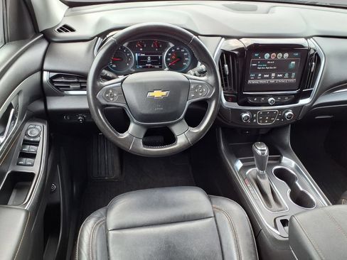 Used 2019 Chevrolet Traverse LT AWD/4WD image 4