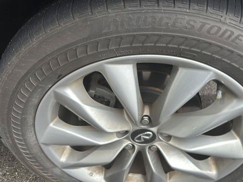 Used 2020 INFINITI QX50 Luxe w/ Navigation Package FWD image 7