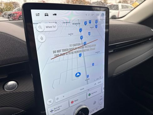 Used 2024 Ford Mustang Mach-E Premium image 39