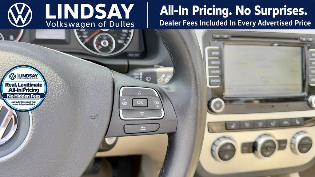 Used 2014 Volkswagen Eos Executive FWD image 16