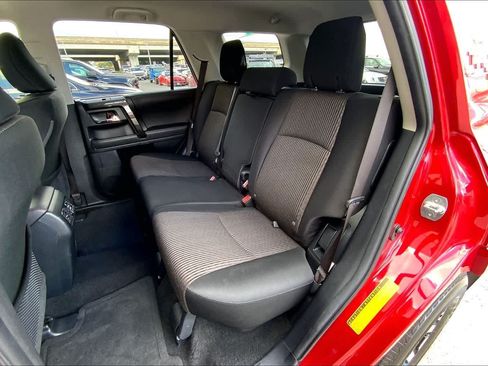 Used 2024 Toyota 4Runner TRD Off-Road AWD/4WD image 29