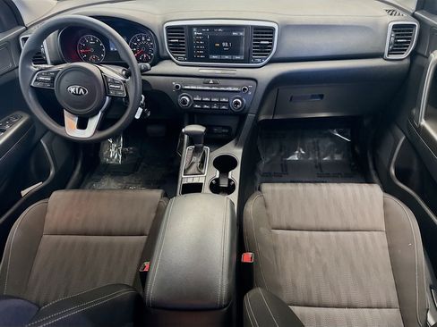 Used 2021 Kia Sportage LX image 12