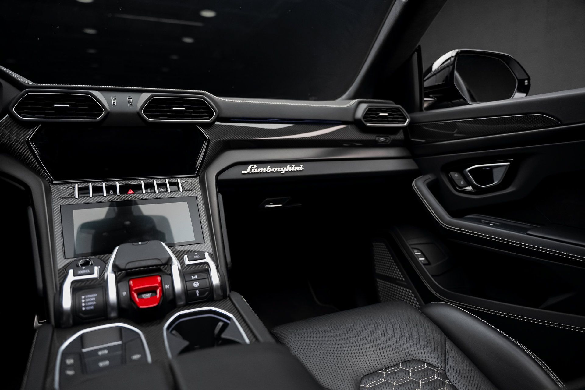 Used 2024 Lamborghini Urus S AWD/4WD image 41