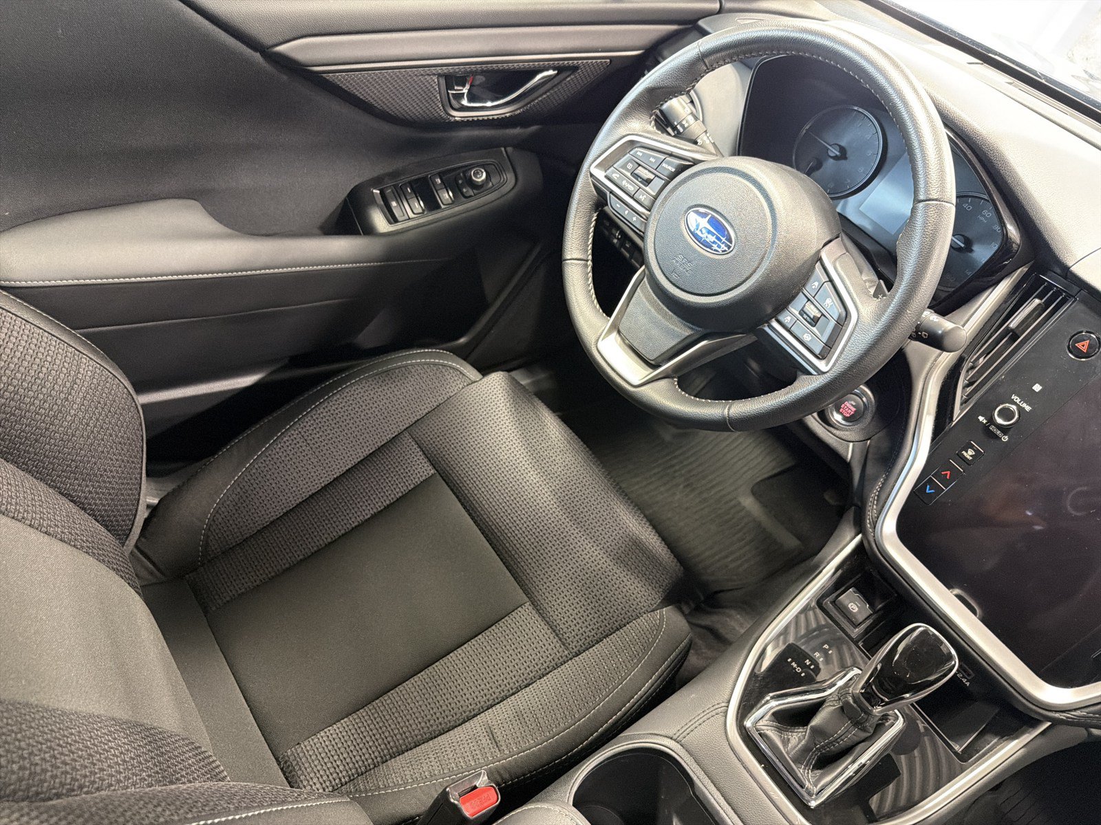 Certified 2025 Subaru Outback Premium AWD/4WD image 9