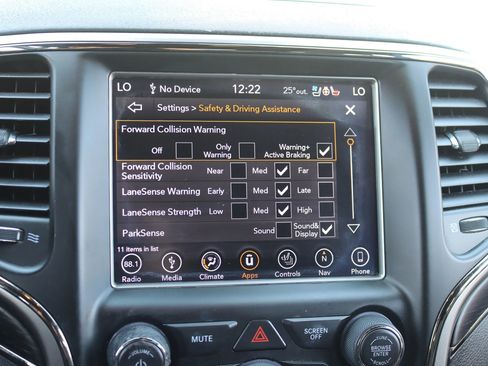Used 2018 Jeep Grand Cherokee High Altitude AWD/4WD image 25