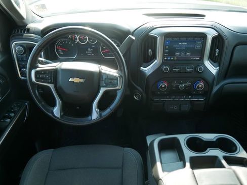 Used 2021 Chevrolet Silverado 1500 LT image 20