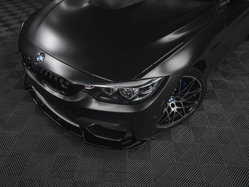 Used 2019 BMW M4 Coupe w/ Competition Package image 4