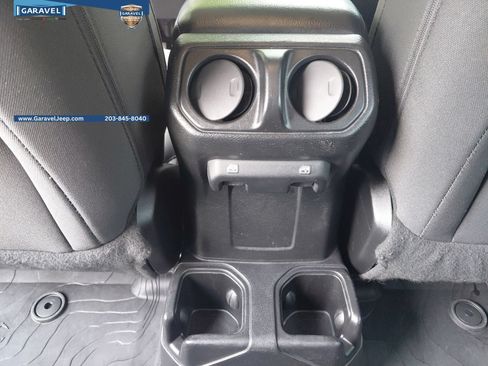 Used 2019 Jeep Wrangler Unlimited Sport S AWD/4WD image 14