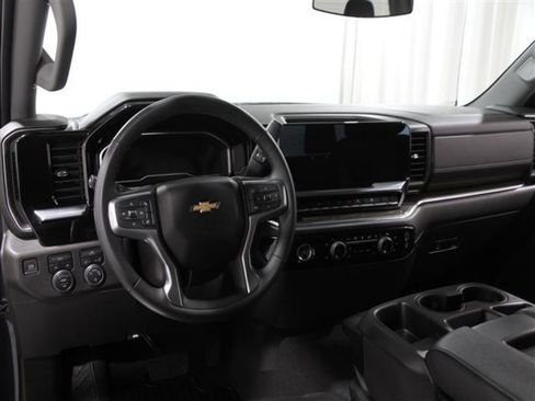 Certified 2023 Chevrolet Silverado 1500 LT AWD/4WD image 7
