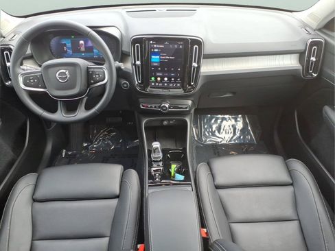 Certified 2026 Volvo XC40 B5 Plus w/ Protection Package Premier AWD/4WD image 7