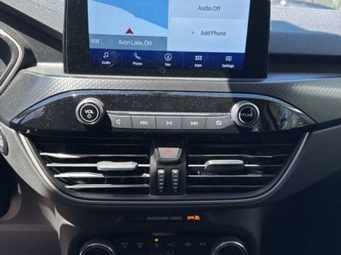 Used 2022 Ford Escape SEL w/ SEL Stealth AWD Package image 21