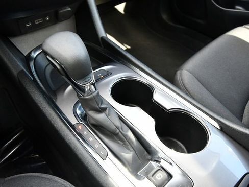 Used 2025 Chevrolet Malibu LT FWD image 27