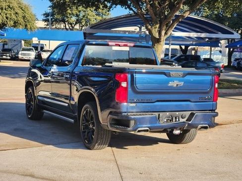 Used 2023 Chevrolet Silverado 1500 High Country w/ High Country Premium Package image 3