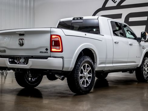 Used 2024 RAM 3500 Limited w/ Safety Group image 36