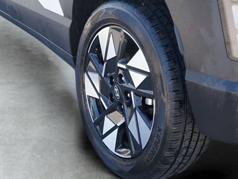 Used 2025 Hyundai Kona SEL AWD/4WD image 9