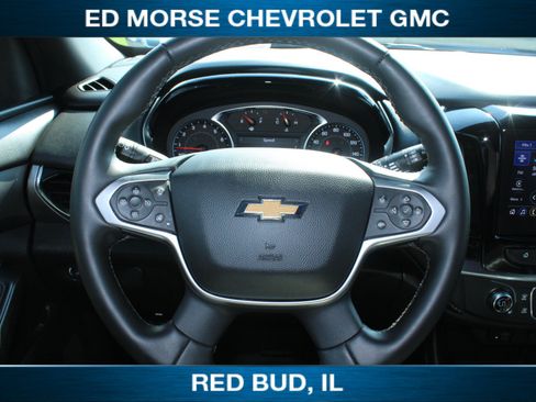 Used 2023 Chevrolet Traverse LT w/ LT Premium Package AWD/4WD image 8
