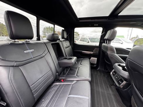 Used 2025 Ford F350 Platinum w/ FX4 Off-Road Package AWD/4WD image 38