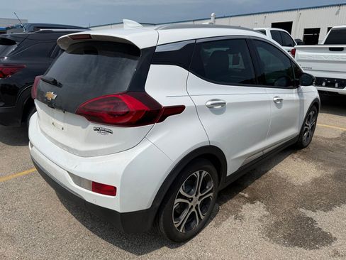 Used 2019 Chevrolet Bolt Premier w/ Infotainment Package FWD image 2