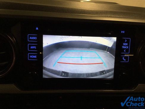 Used 2016 Toyota Tacoma TRD Sport w/ Towing Package AWD/4WD image 53