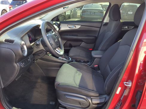 Used 2022 Kia Forte LXS image 26