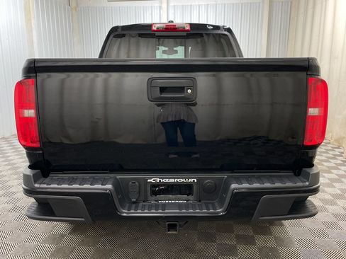 Used 2016 Chevrolet Colorado Z71 AWD/4WD image 6