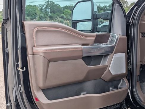 Certified 2025 Ford F250 King Ranch w/ Chrome Package AWD/4WD image 25