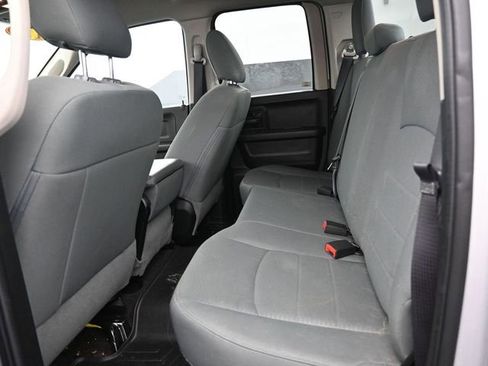 Used 2017 RAM 1500 Express image 17