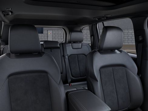 New 2026 Jeep Grand Cherokee Altitude AWD/4WD image 26
