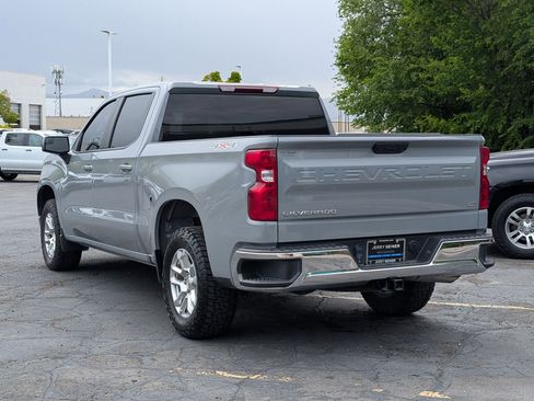 Used 2024 Chevrolet Silverado 1500 LT AWD/4WD image 3