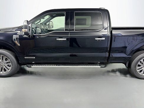New 2025 Ford F150 Lariat w/ Equipment Group 502A High image 4