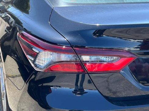 Certified 2022 Toyota Camry LE w/ Convenience Package image 20