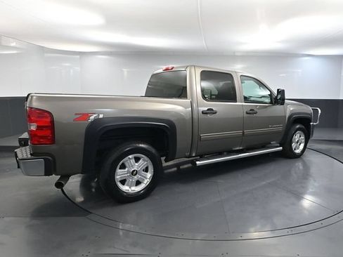 Used 2013 Chevrolet Silverado 1500 LT w/ All-Star Edition AWD/4WD image 4