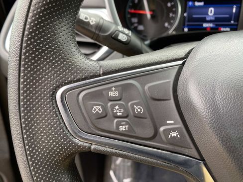 Used 2024 Chevrolet Equinox LT image 17