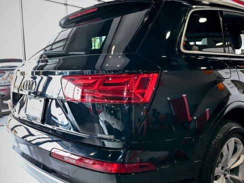 Used 2019 Audi Q7 2.0T Premium w/ Cold Weather Package image 11